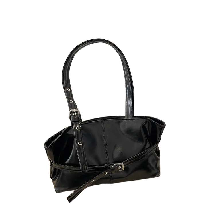 Éloise Buckled Shoulder Bag - Classic Black