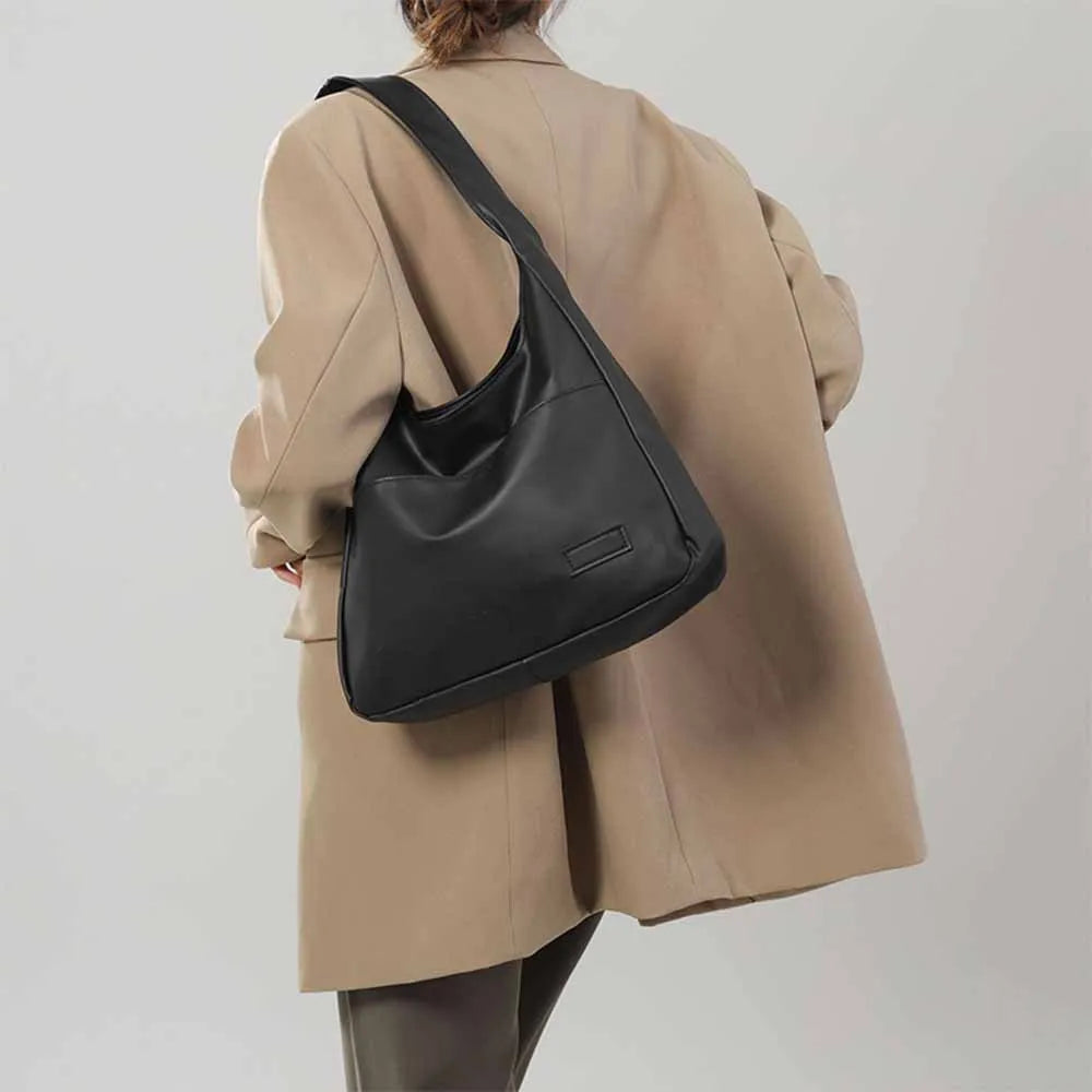 BAGUXE Softline AirLuxe Hobo Shoulder Bag - Black