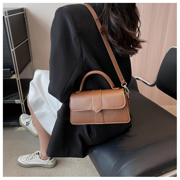 Élan Mini Satchel (Chestnut Heritage)