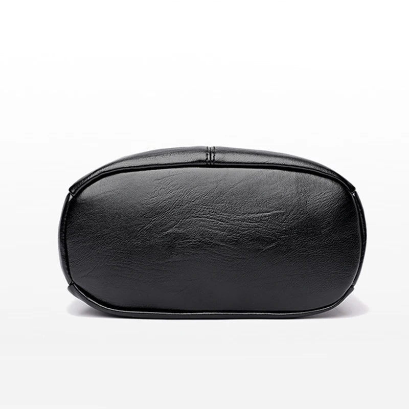 Élodie Crossbody Messenger Bag (Midnight Black)