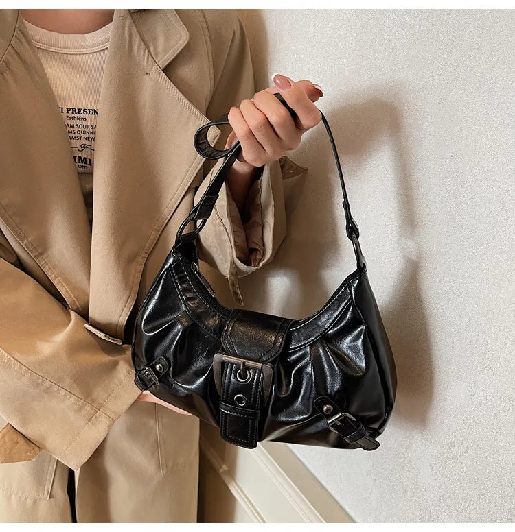 Monroe Buckle Shoulder Bag (Black)