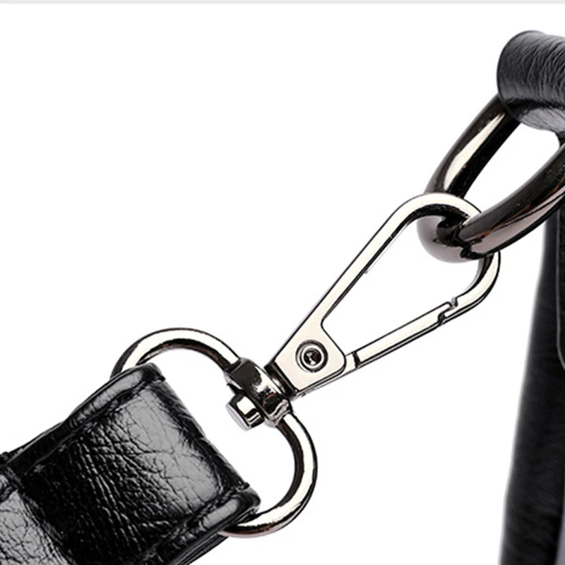 Élodie Crossbody Messenger Bag (Midnight Black)