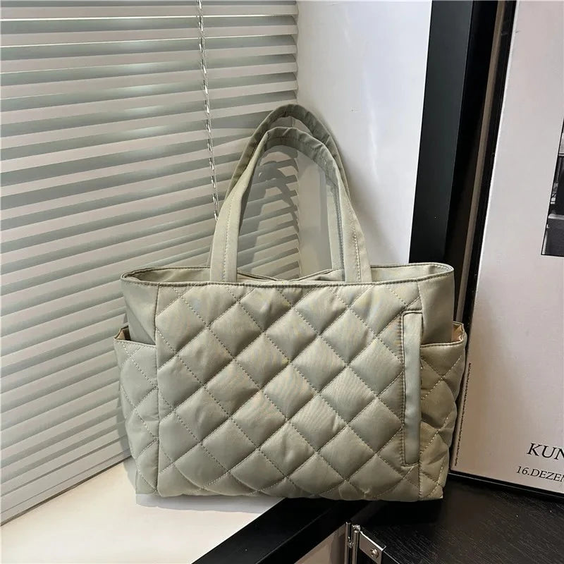 Lumière Quilted Tote - Sage Green