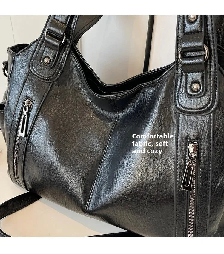 The Valmont Luxe Carryall - Black