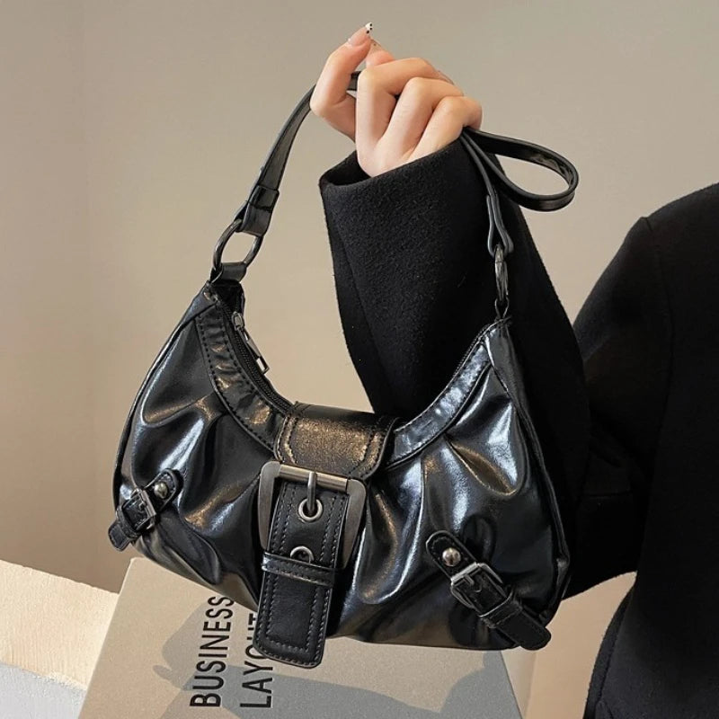 Monroe Buckle Shoulder Bag (Black)