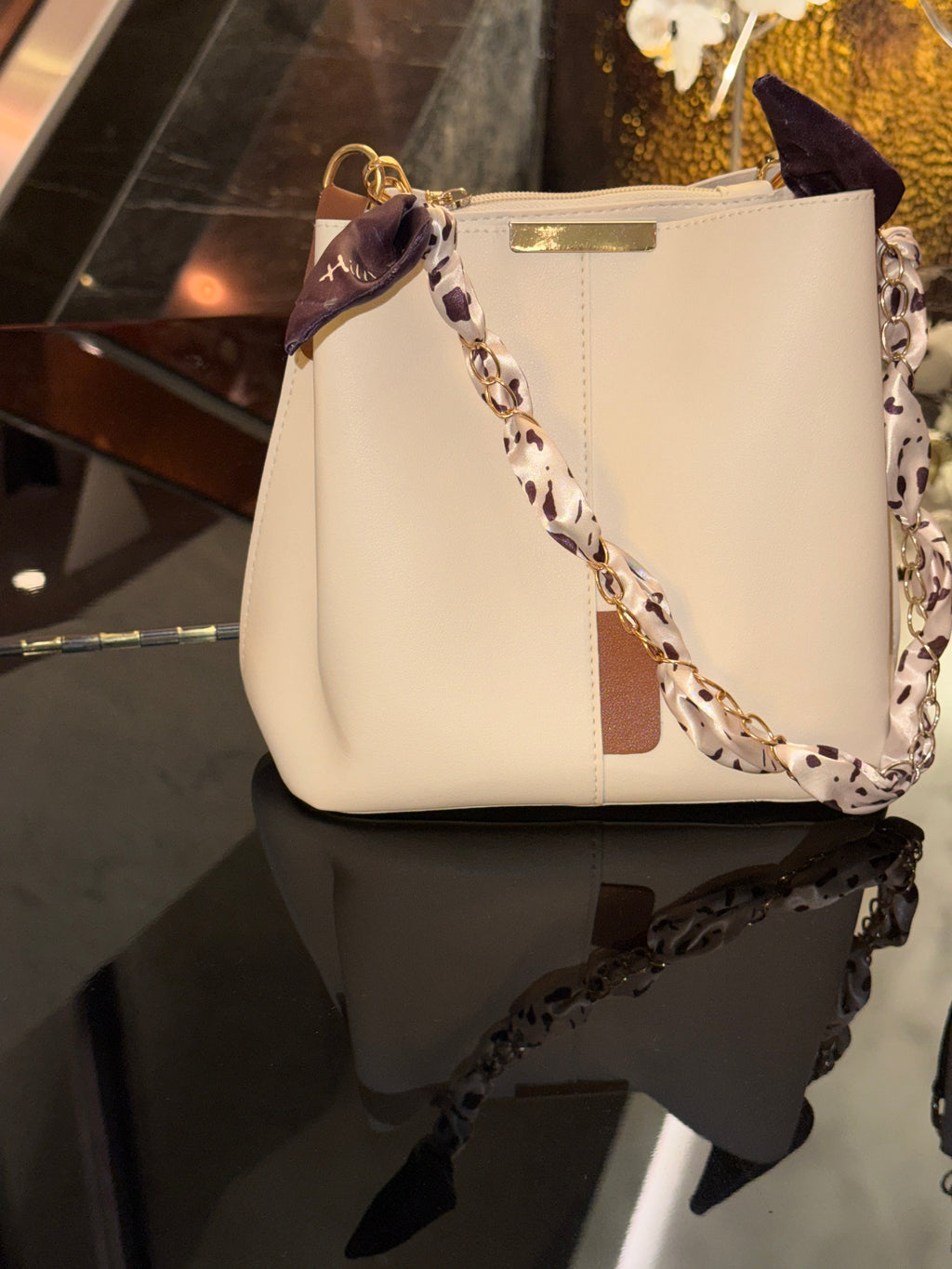 Amara Bucket Chain Bag (Beige)